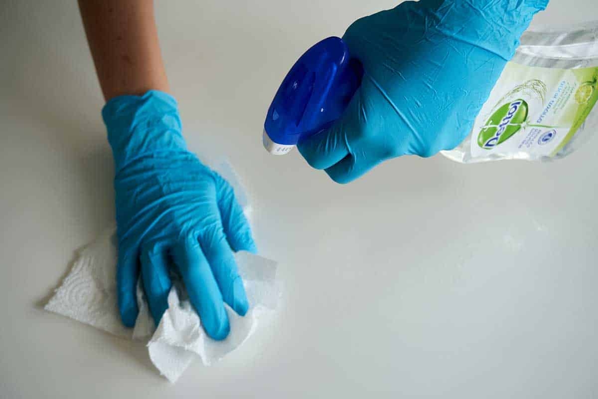 Como limpar peças de mármores